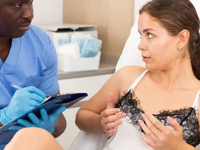 Bauchdeckenstraffung und ihre Wirkung: Wie der Eingriff den Bauch sichtbar strafft