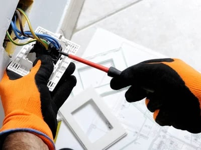 Wie die DGUV V3 Prüfung zur Unfallverhütung beiträgt