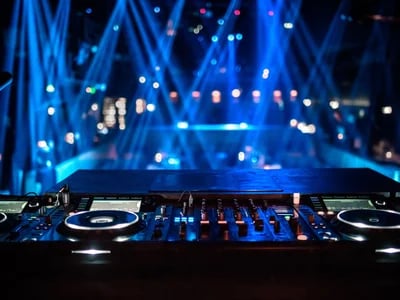 Warum DJ Equipment leihen die beste Lösung für DJs ist