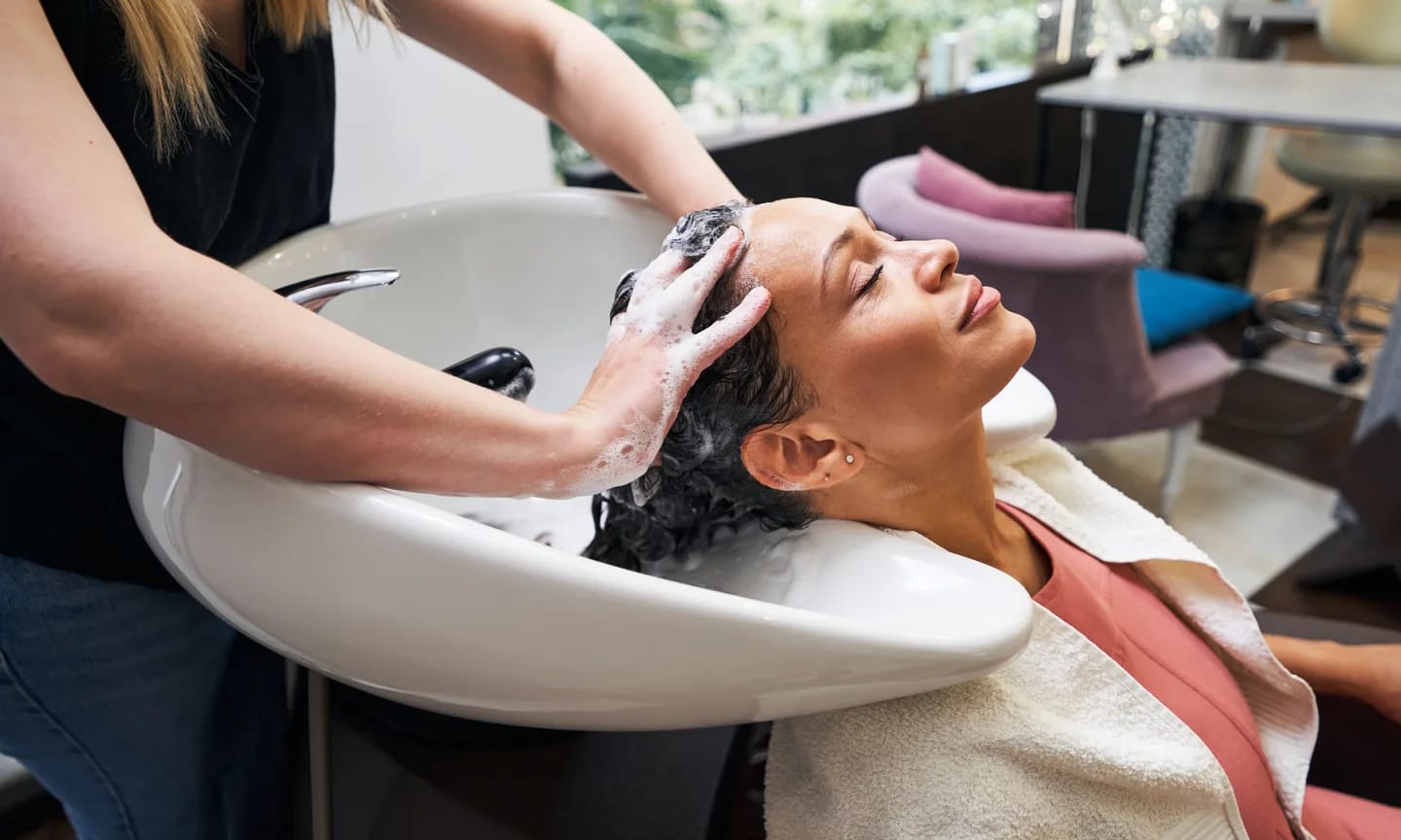 Friseur Waschanlage mit Komfortfaktor – Für moderne Salons