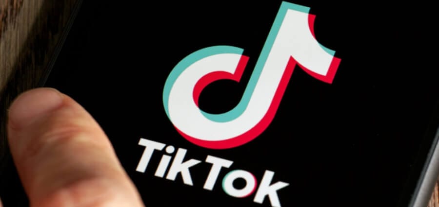 Navigieren Sie durch den TikTok-Trend: Kaufen Sie Likes und Views für Triumph