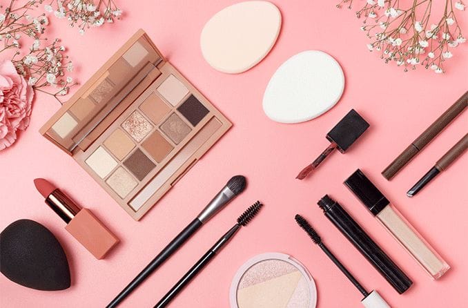 Beste Make-up Produkte für besondere Anlässe: Glamouröse Looks für jeden Event