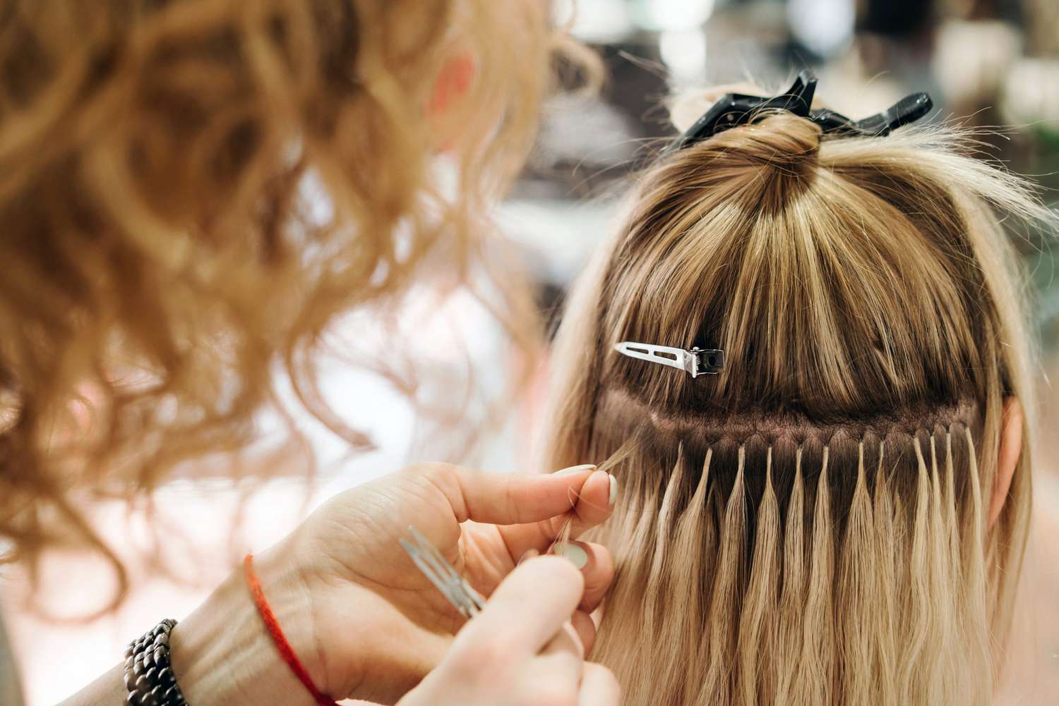 Haarverlängerung mit Bonding Extensions: Die ultimative Anleitung