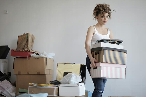 Wie Wohnung entrümpeln Ihren Alltag erleichtern kann