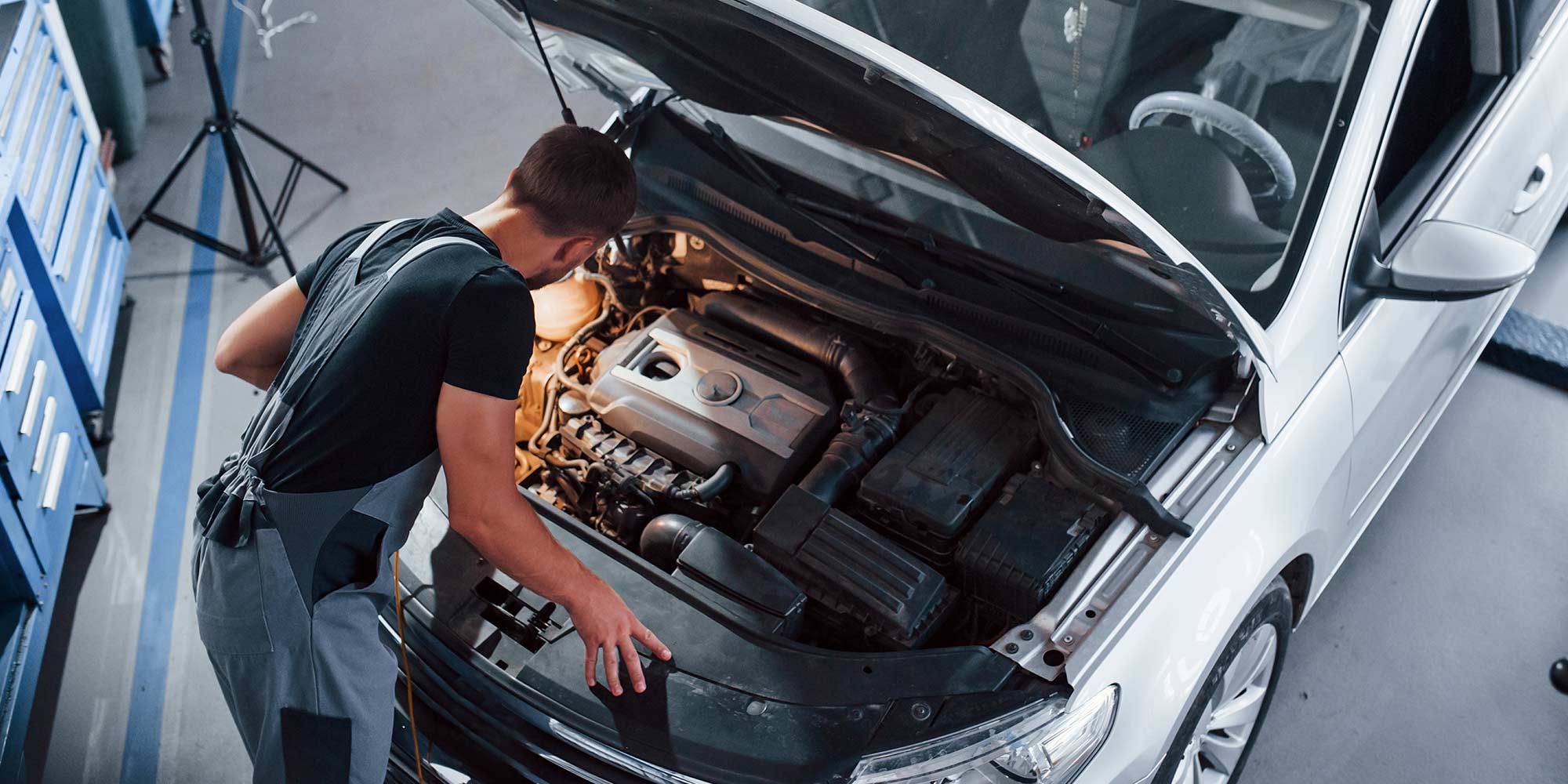 Autowerkstätten mit Reifenservice in Stuttgart