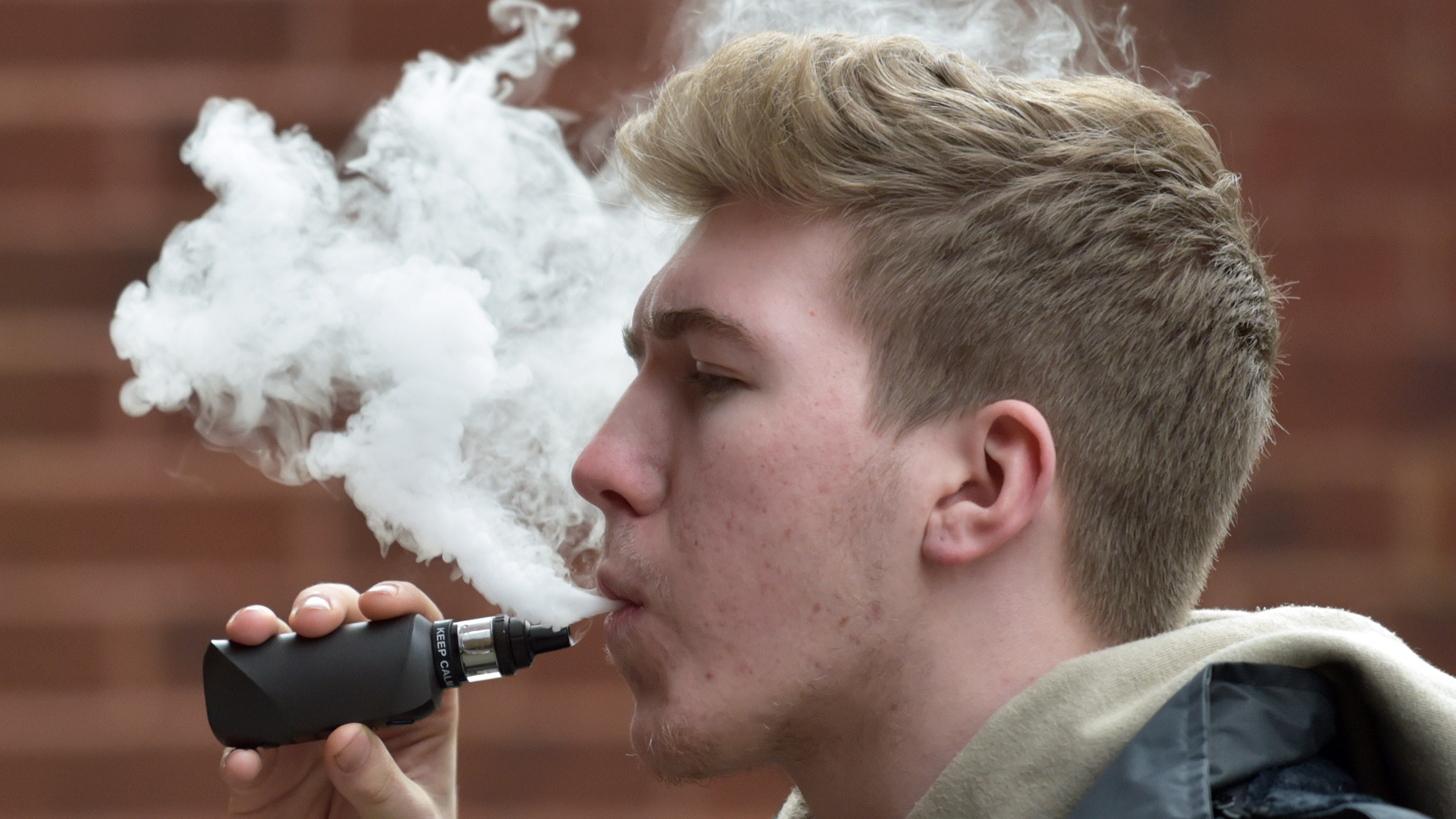 Al Fakher Vape 12000 – Hochwertige Verarbeitung &amp; intensiver Geschmack!